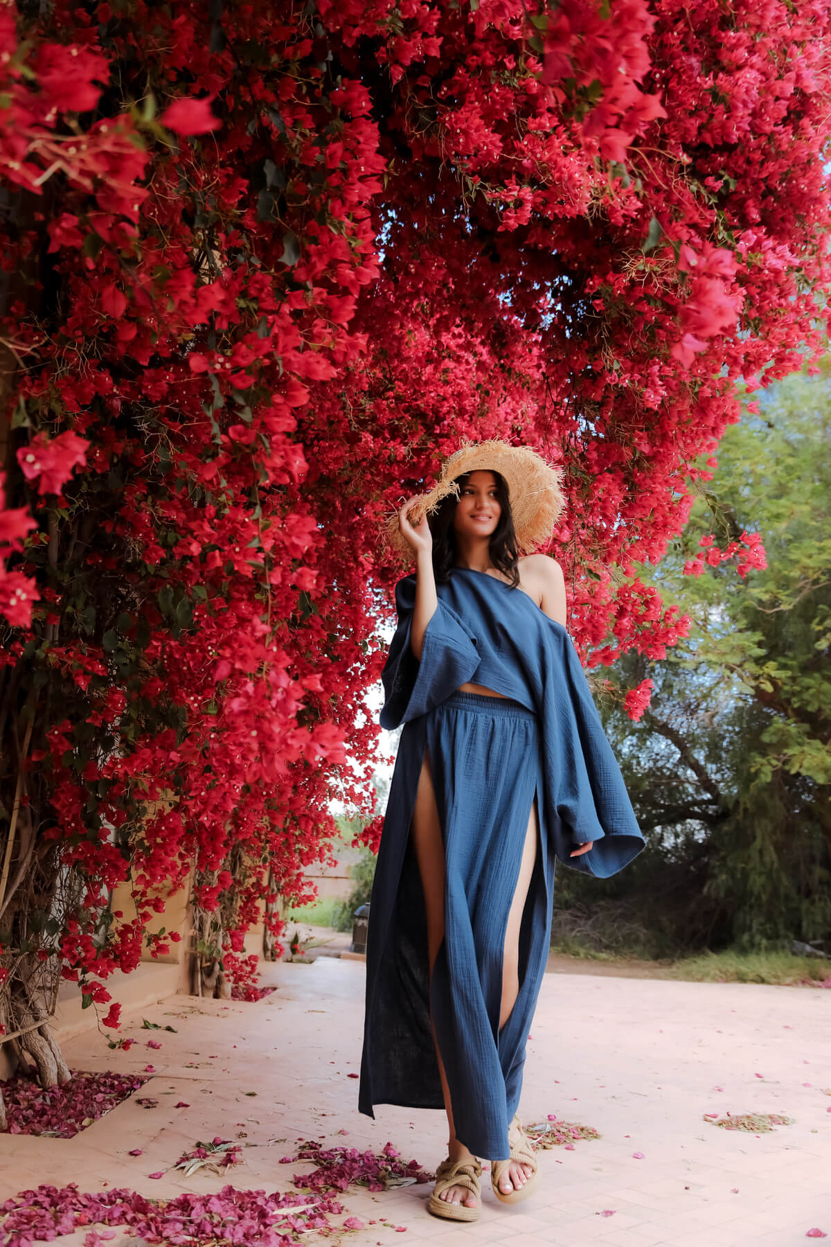 LEILA %100 PAMUK CROP VE YIRTMAÇLI ETEK TAKIM